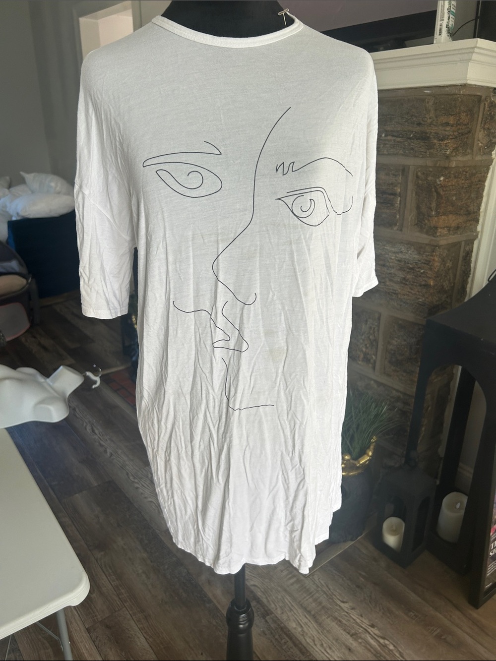 White Graphic Face Print Women's oversized Tee